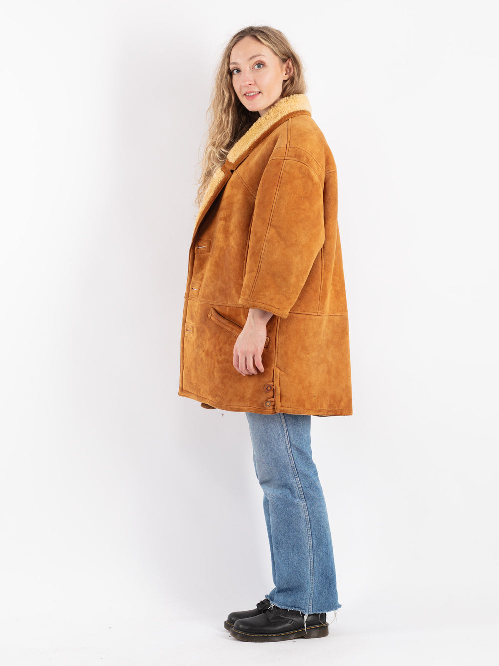Vintage 80's Women Sheepskin Shearling Coat in Brown