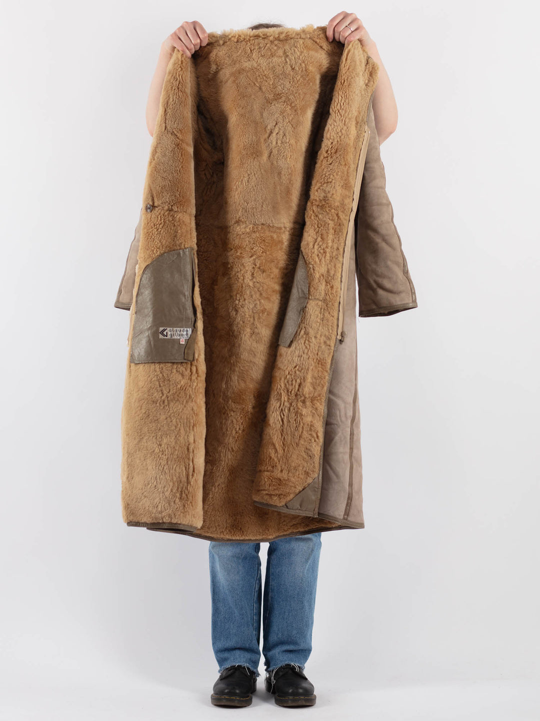 Vintage 80's Women Sheepskin Coat in BeigeV9322