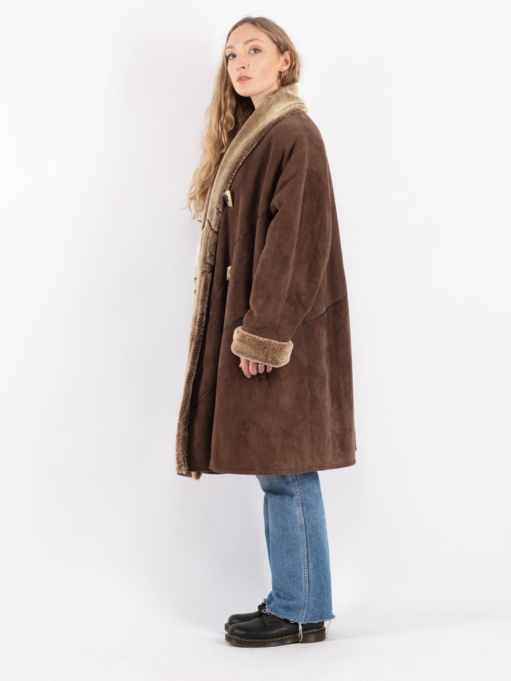 Vintage 80's Women Sheepskin Coat in Brown