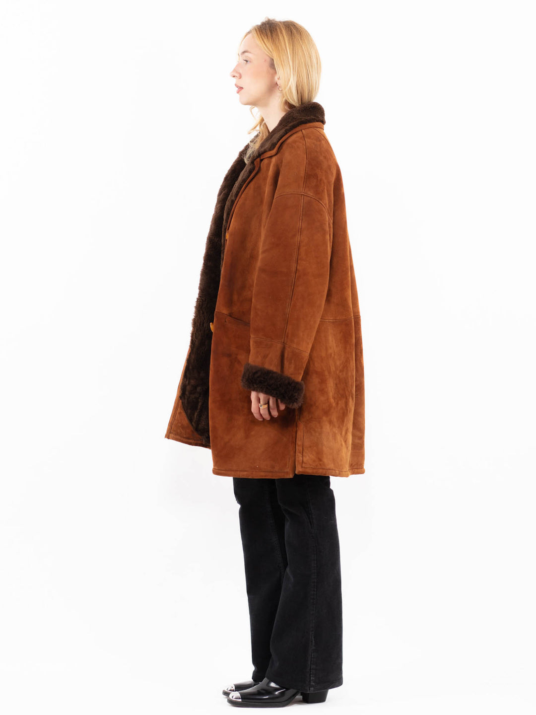 Vintage 80's Women Sheepskin Coat in BrownA0144
