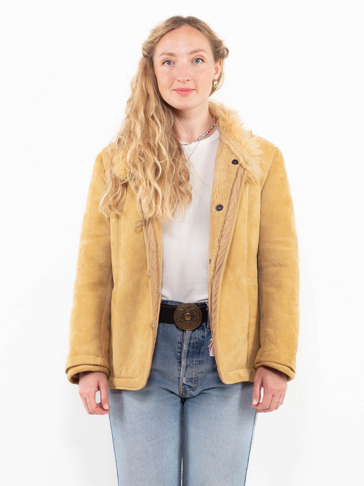 Vintage 80's Women Sheepskin Jacket in BeigeA0262