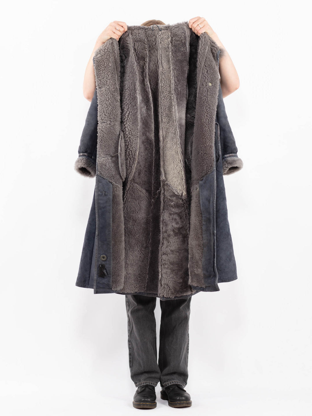 Vintage 80's Women Sheepskin Coat in BlueA0641