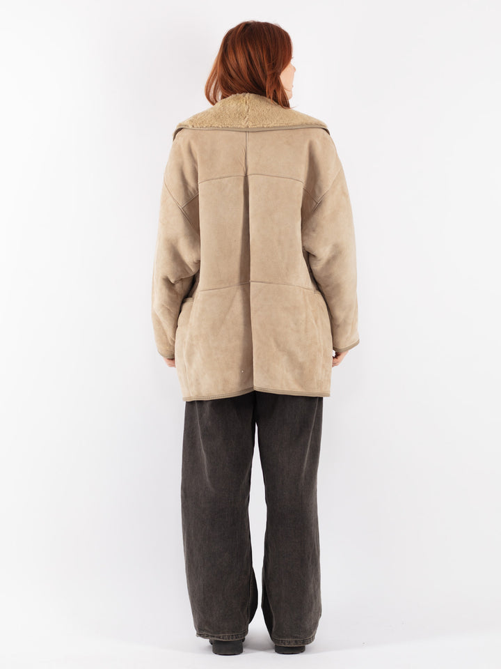 Vintage 80's Women Sheepskin Coat in Beige