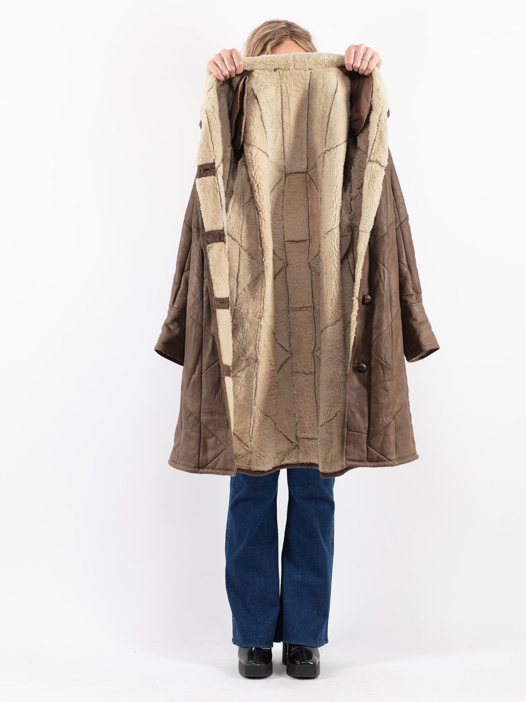 Vintage 80's Women Sheepskin Coat in Brown
