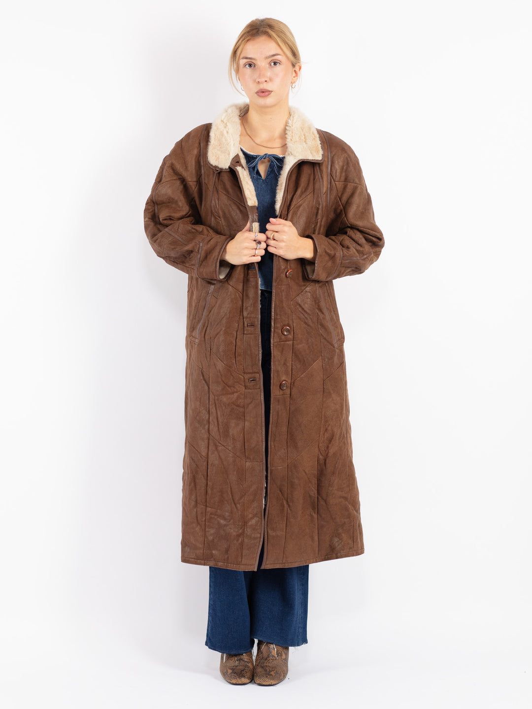 Vintage Women Sheepskin Coat in Brown