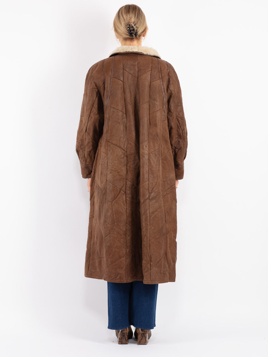 Vintage Women Sheepskin Coat in Brown