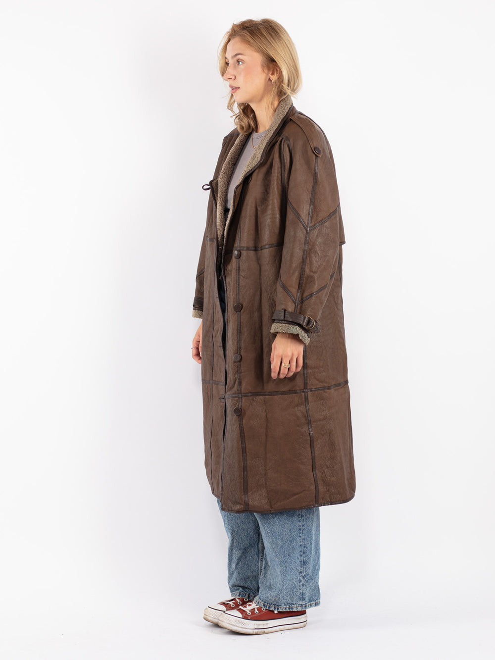 Vintage 80's Women Sheepskin Coat in Brown