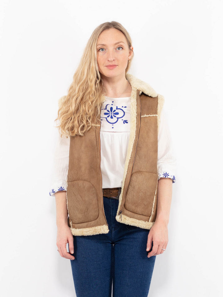 Vintage 80's Women Sheepskin Vest in BeigeA1024