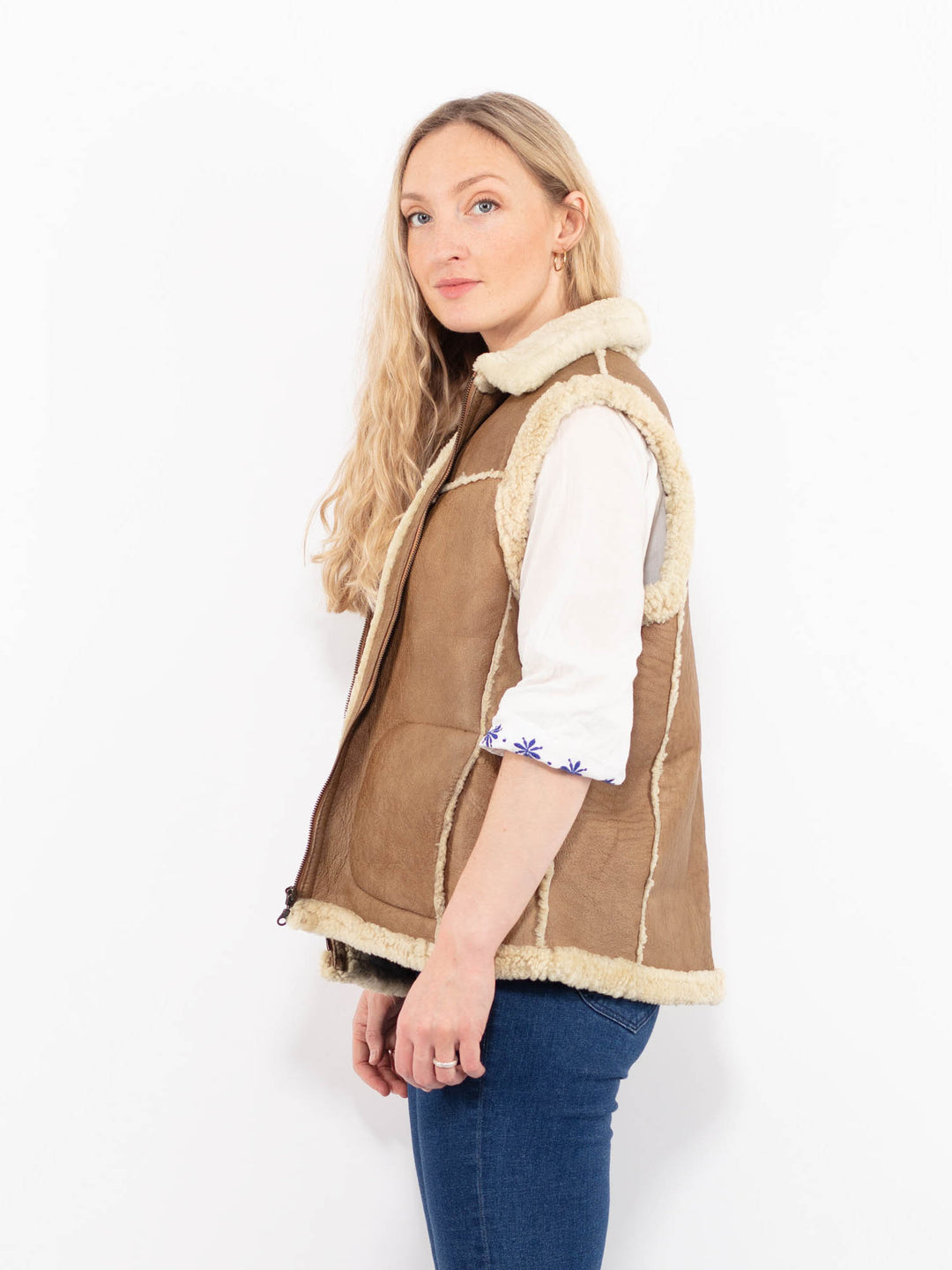 Vintage 80's Women Sheepskin Vest in BeigeA1024