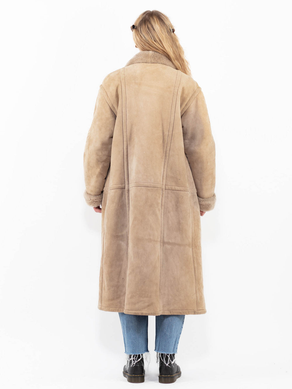 Vintage 80's Women Sheepskin Coat in BeigeA0338