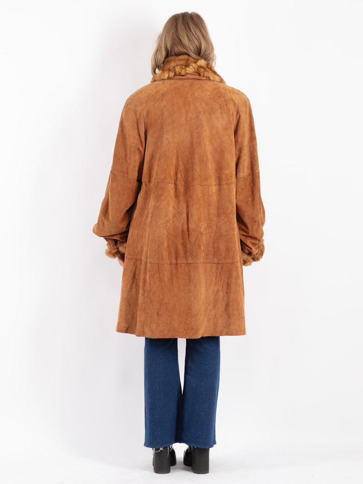 Vintage 80's Women Suede Coat in Brown