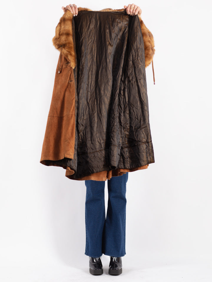 Vintage 80's Women Suede Coat in Brown