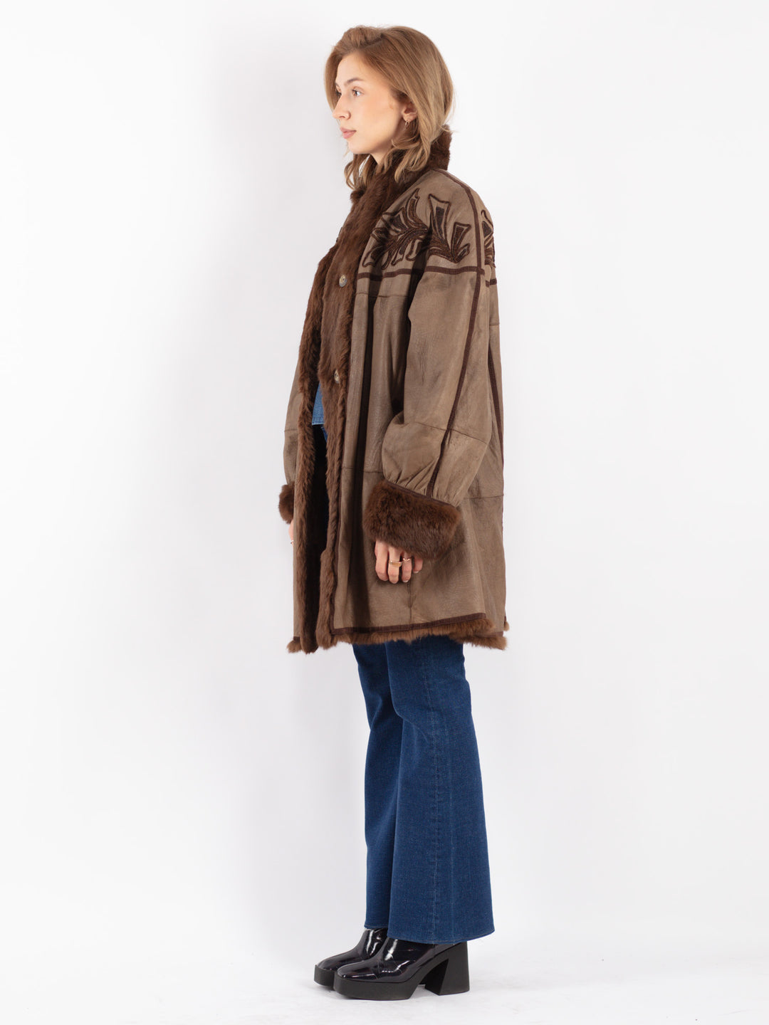 Vintage 80's Women Suede Coat in Brown