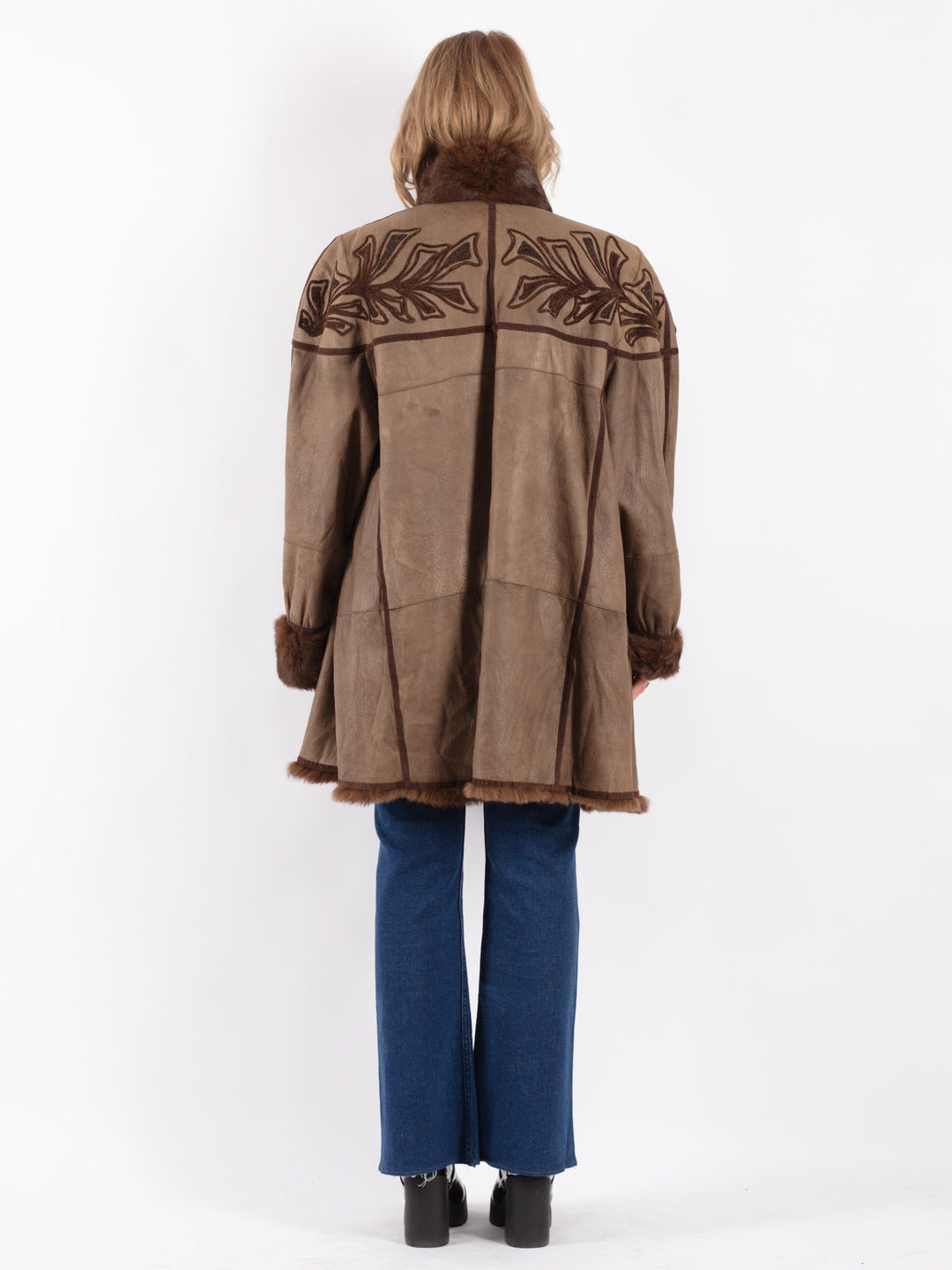 Vintage 80's Women Suede Coat in Brown