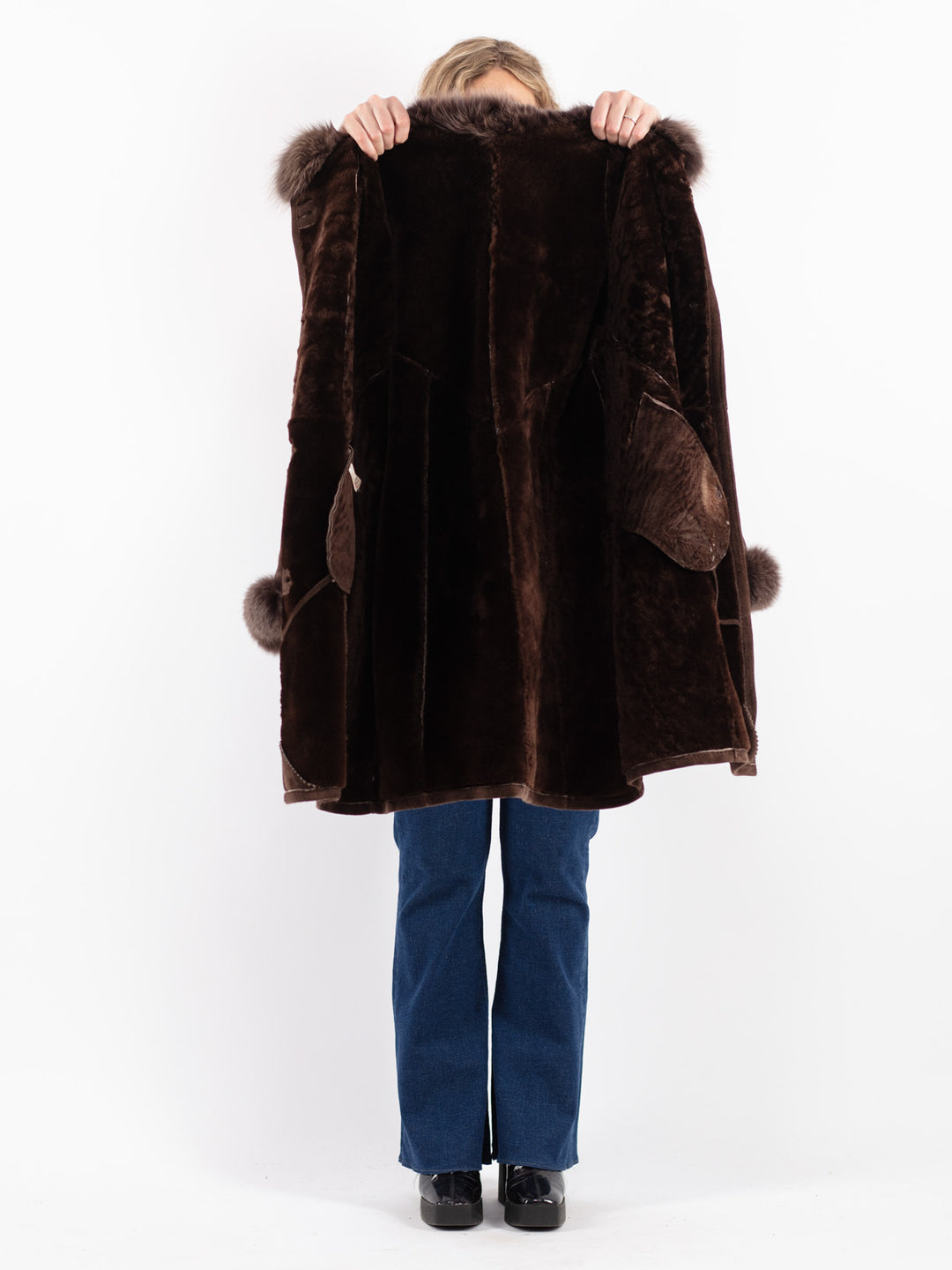 Vintage 90's Women Sheepskin Coat in Brown