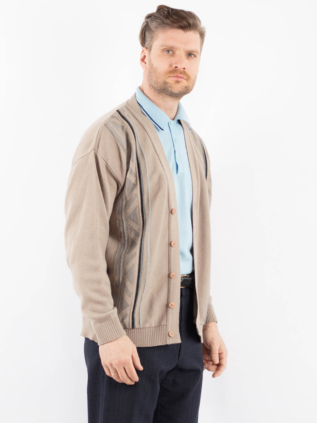Vintage 90's Men Cardigan in BeigeZ1380