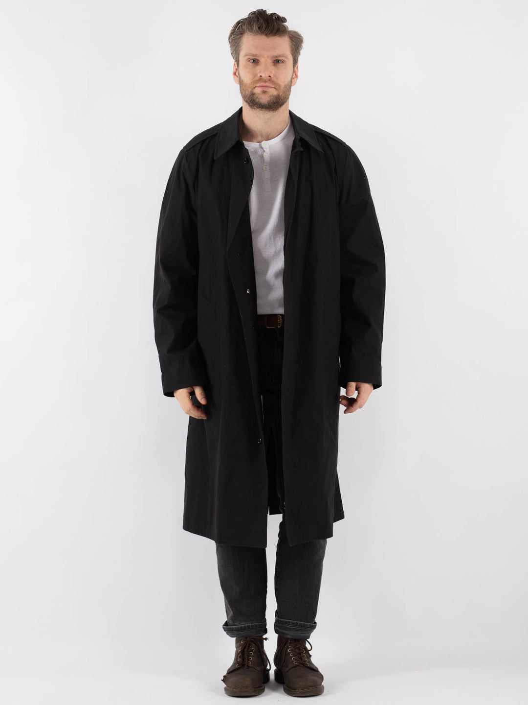 Vintage 90's Men Mac Coat in Black - NorthernGrip