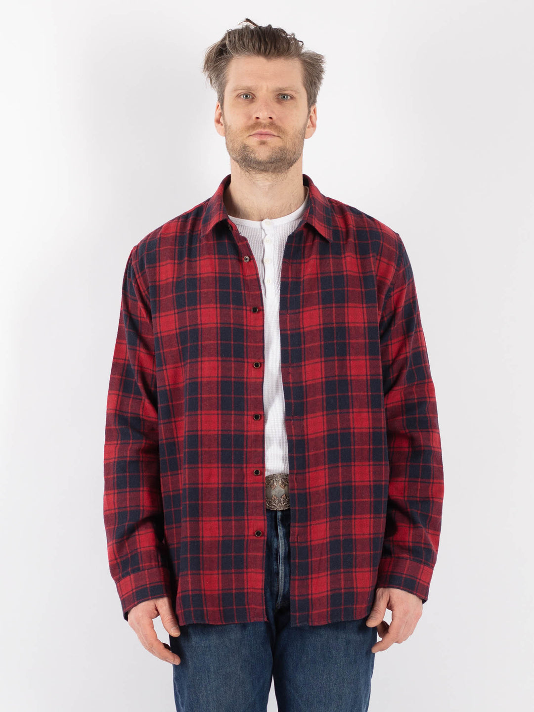 Online Vintage Store | Vintage 90's Men Plaid Flannel Shirt in Red | Northern Grip NorthernGrip Online Vintage Store | Vintage 90's Men Plaid Flannel Shirt in Red | Northern Grip NorthernGrip