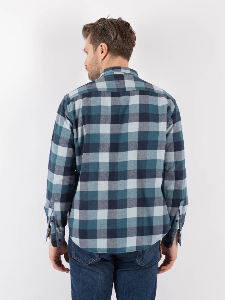 Vintage 90's Men Plaid Flannel Shirt in BlueZ1167