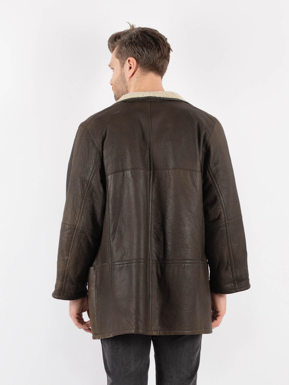 Vintage 90's Men Sheepskin Coat in BrownZ759