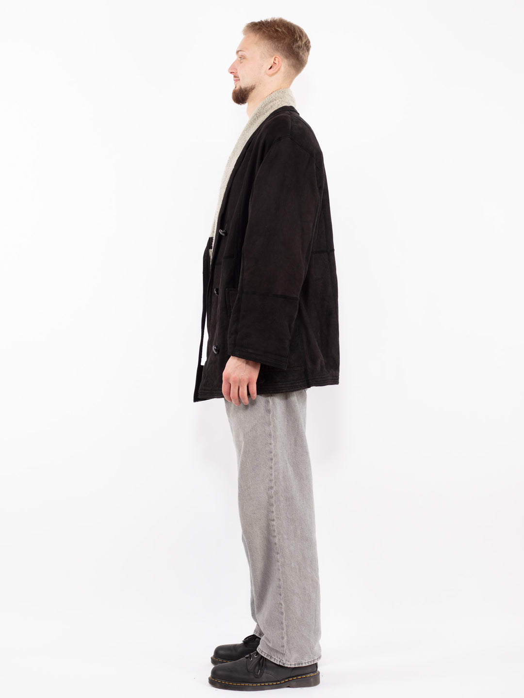 Vintage 90's Men Sheepskin Coat in Black