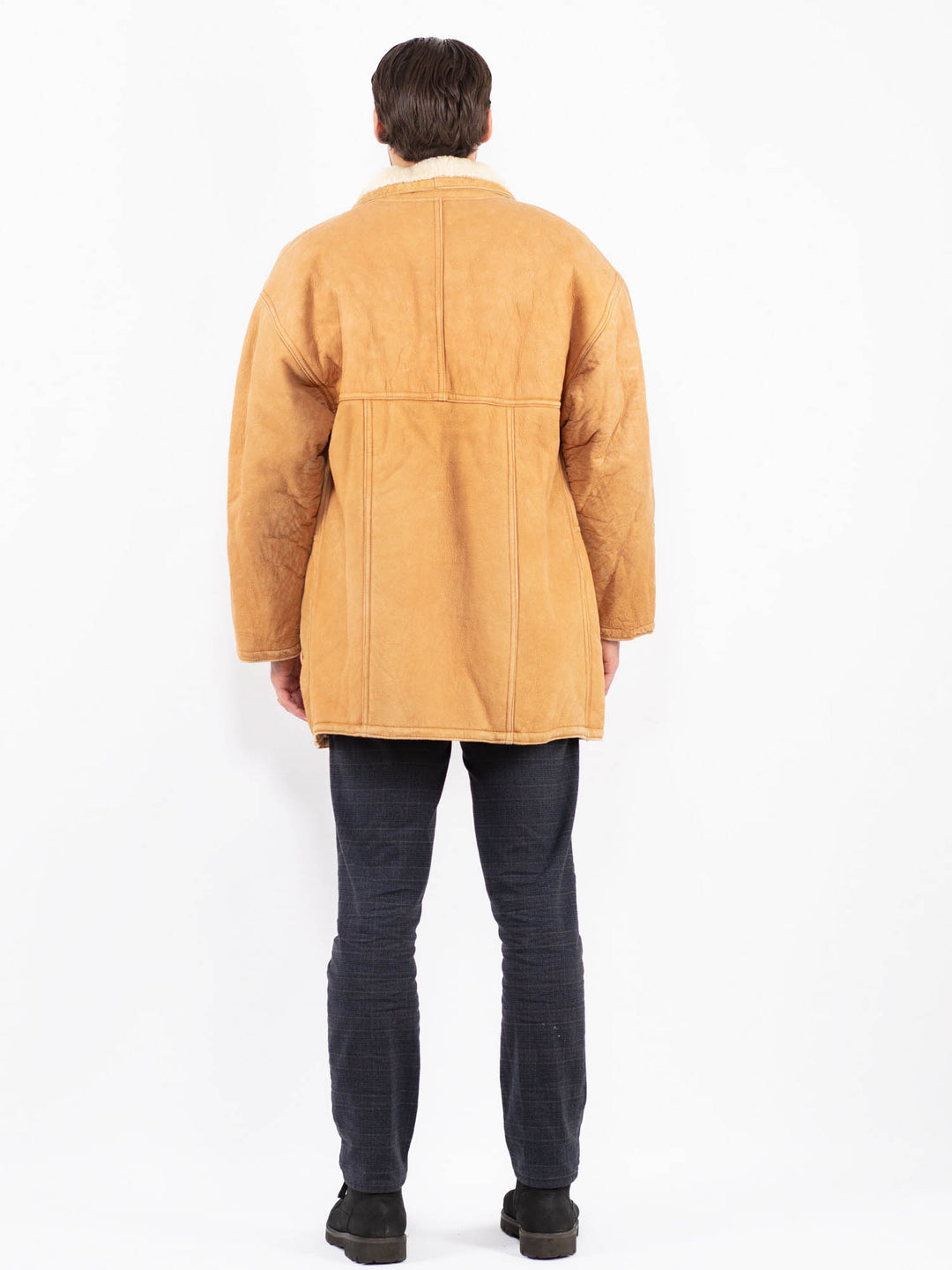 Vintage 80's Men Sheepskin Coat in BeigeZ2349