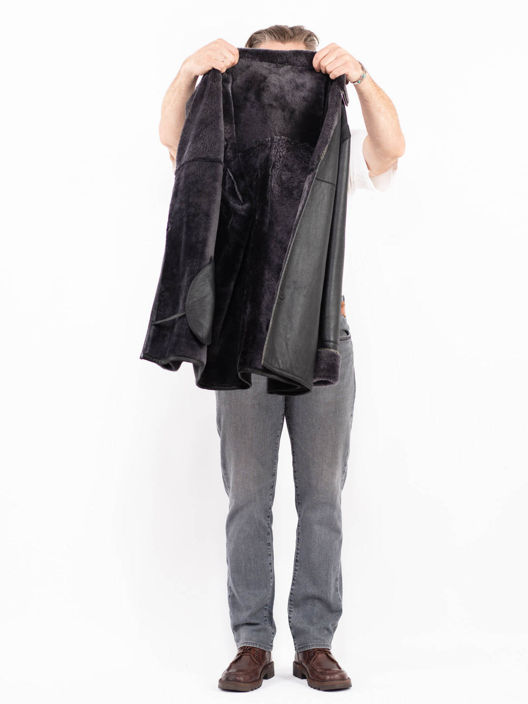 Vintage 90's Men Sheepskin Coat in BlackZ2037