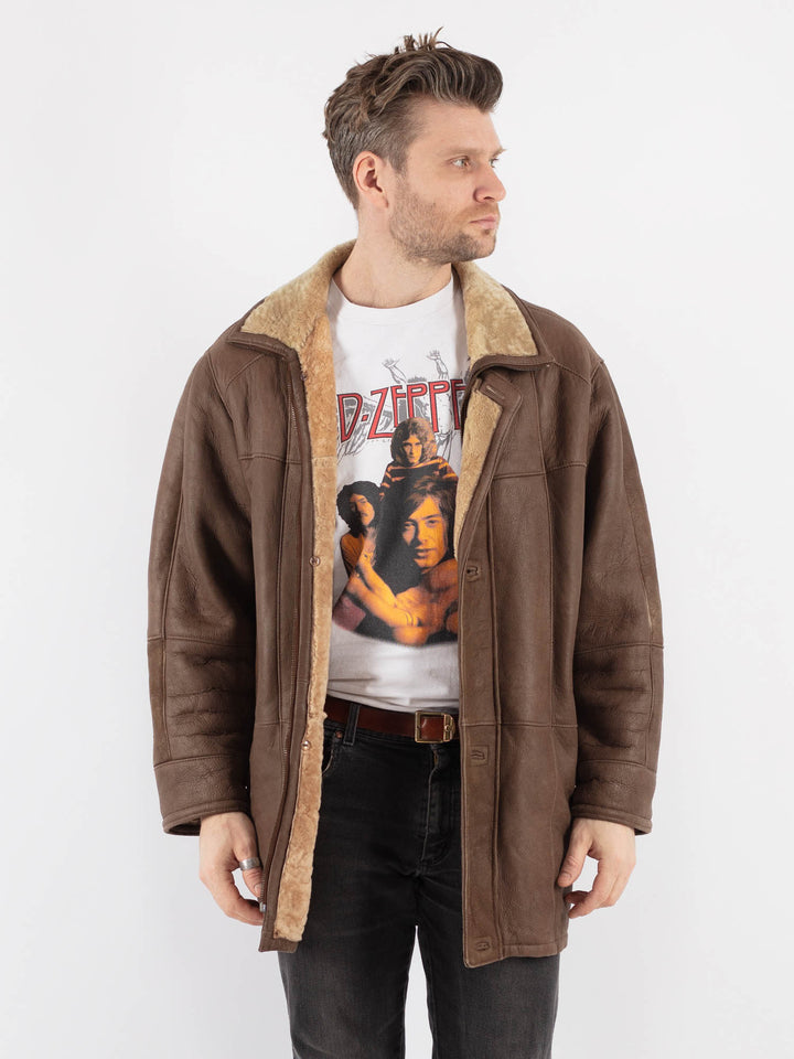 Vintage 90's Men Sheepskin Coat in BrownZ768