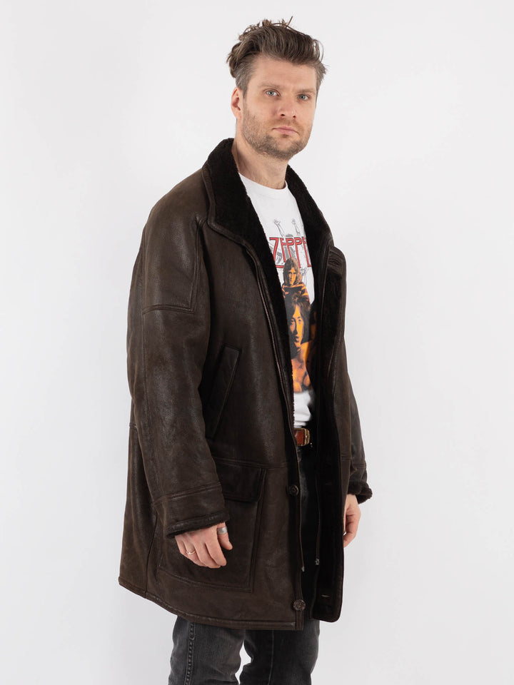 Vintage 90's Men Sheepskin Coat in BrownZ770
