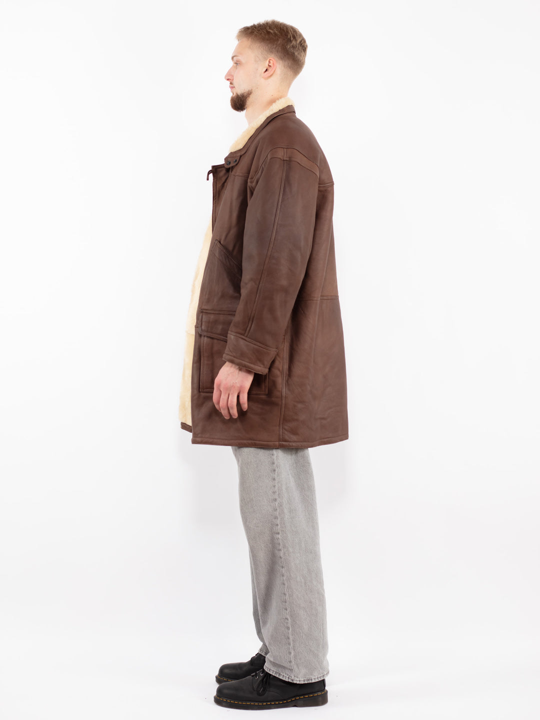 Vintage 90's Men Sheepskin Coat in Brown