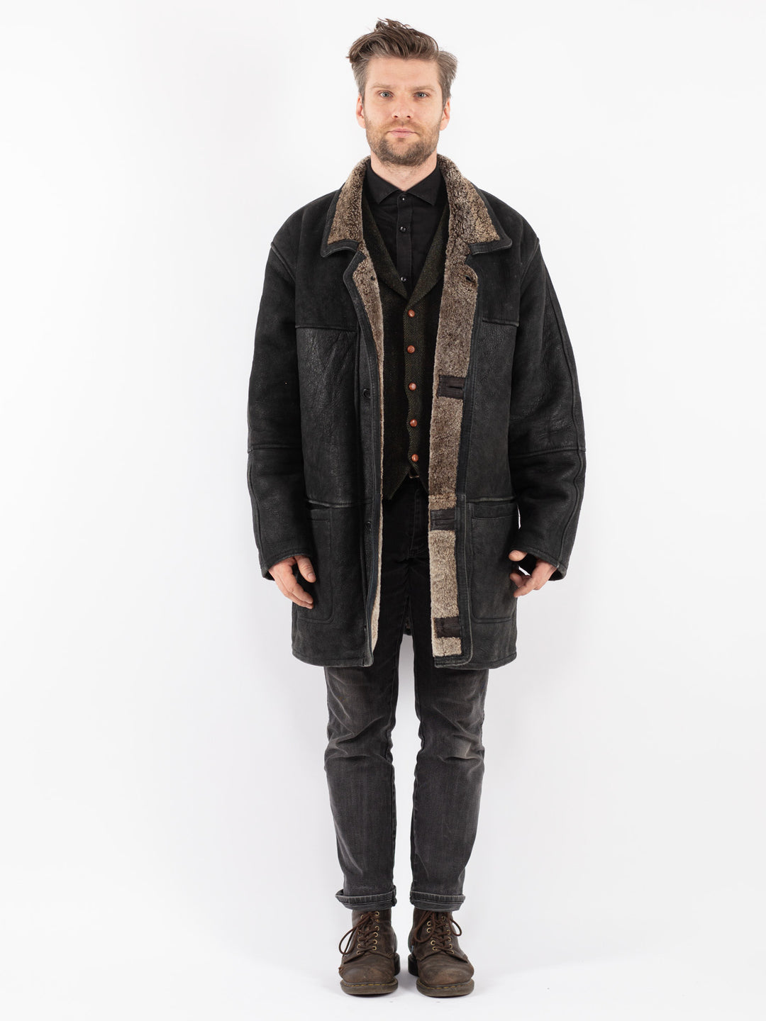 Vintage 90's Men Sheepskin Coat in Black