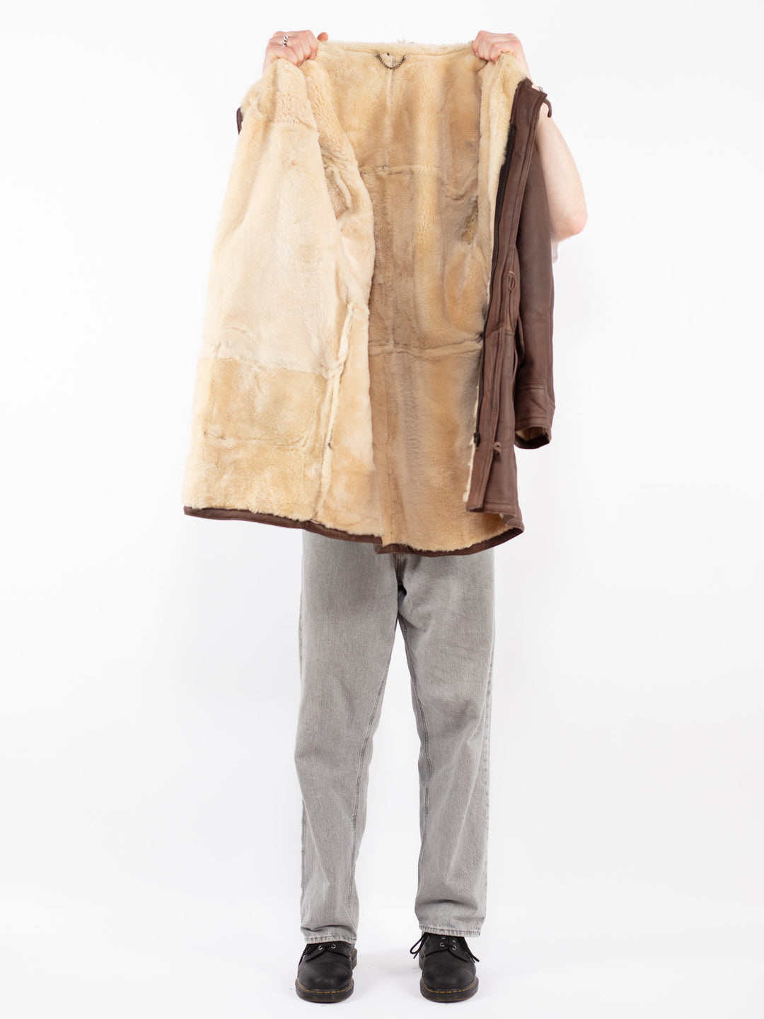 Vintage 90's Men Sheepskin Coat in Brown