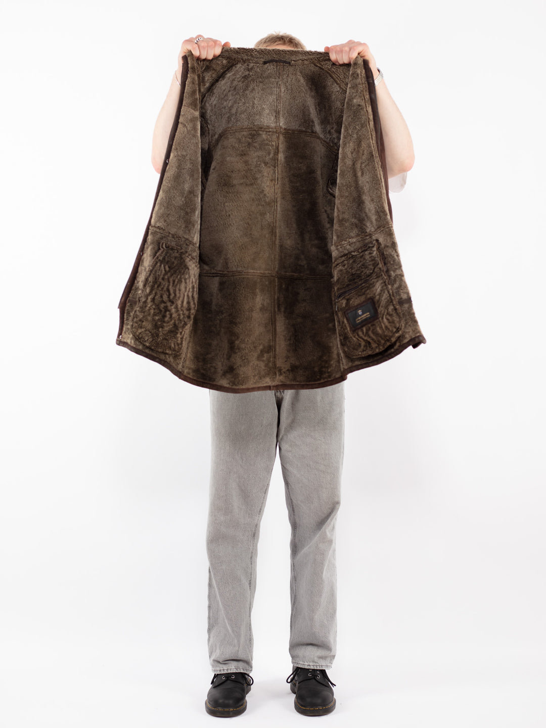 Vintage 90's Men Sheepskin Coat in BrownZ2458