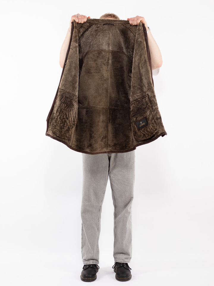 Vintage 90's Men Sheepskin Coat in BrownZ2458