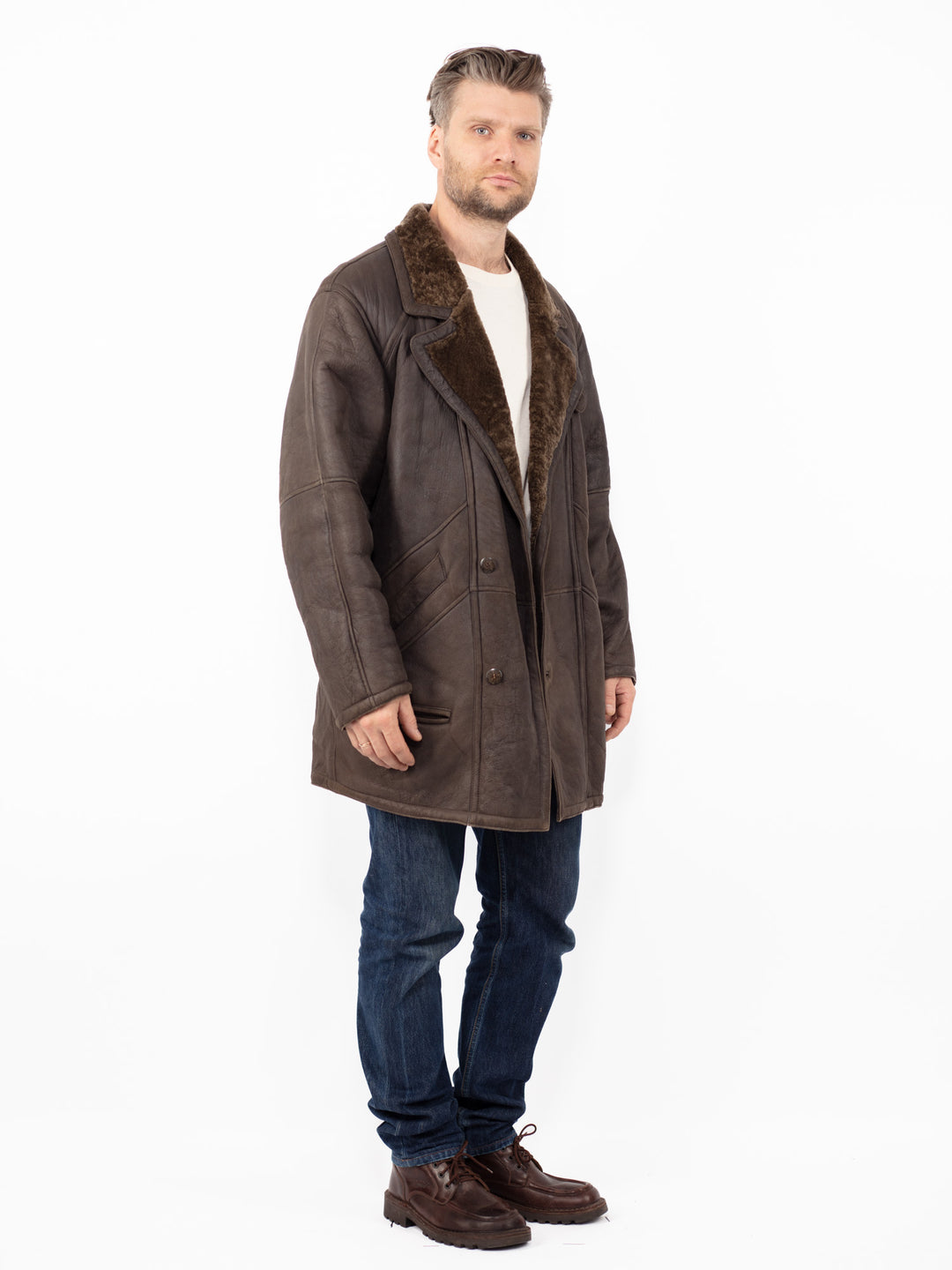 Vintage 90's Men Sheepskin Coat in Brown