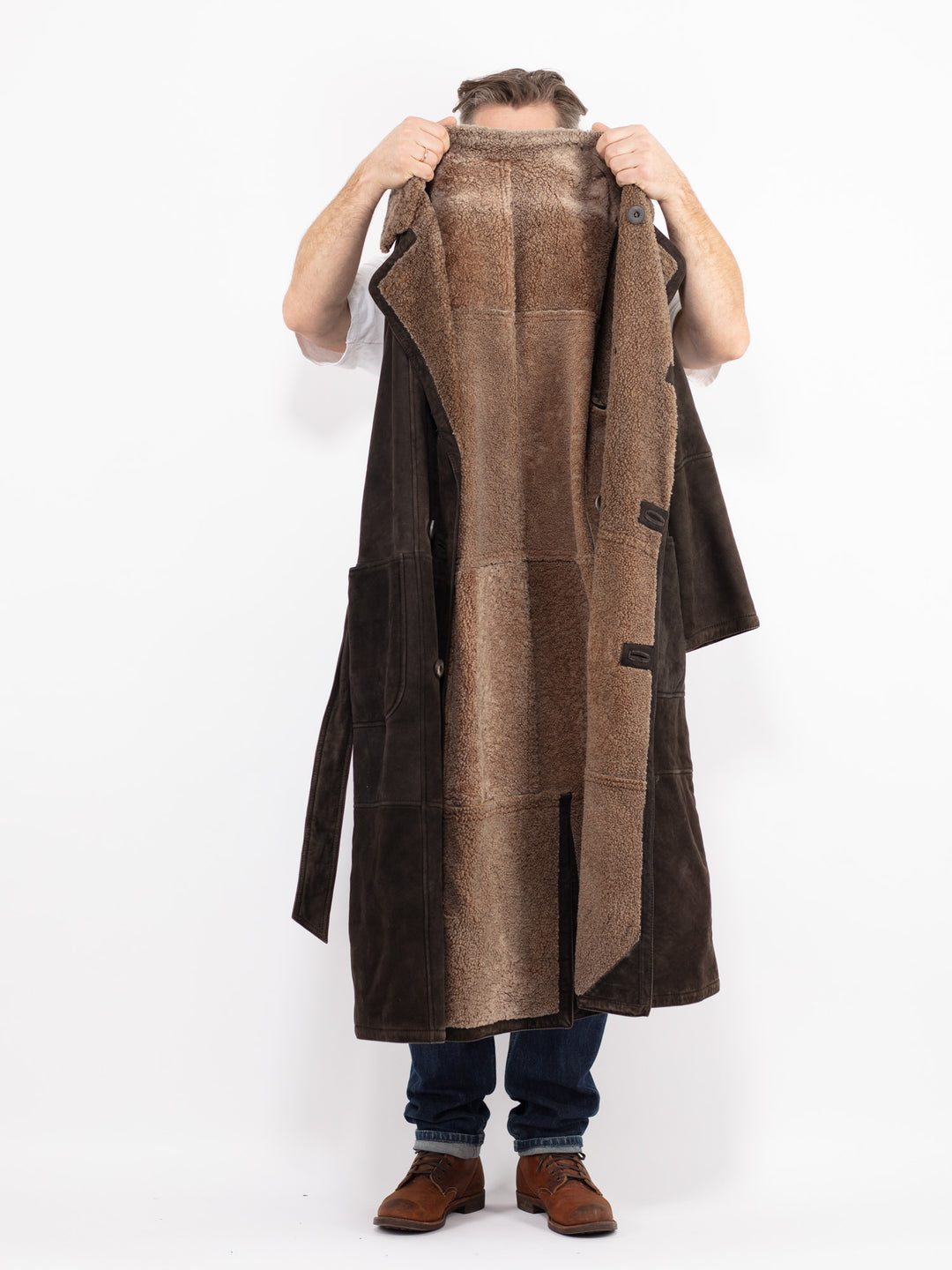 Vintage 90's Men Sheepskin Coat in BrownZ2656