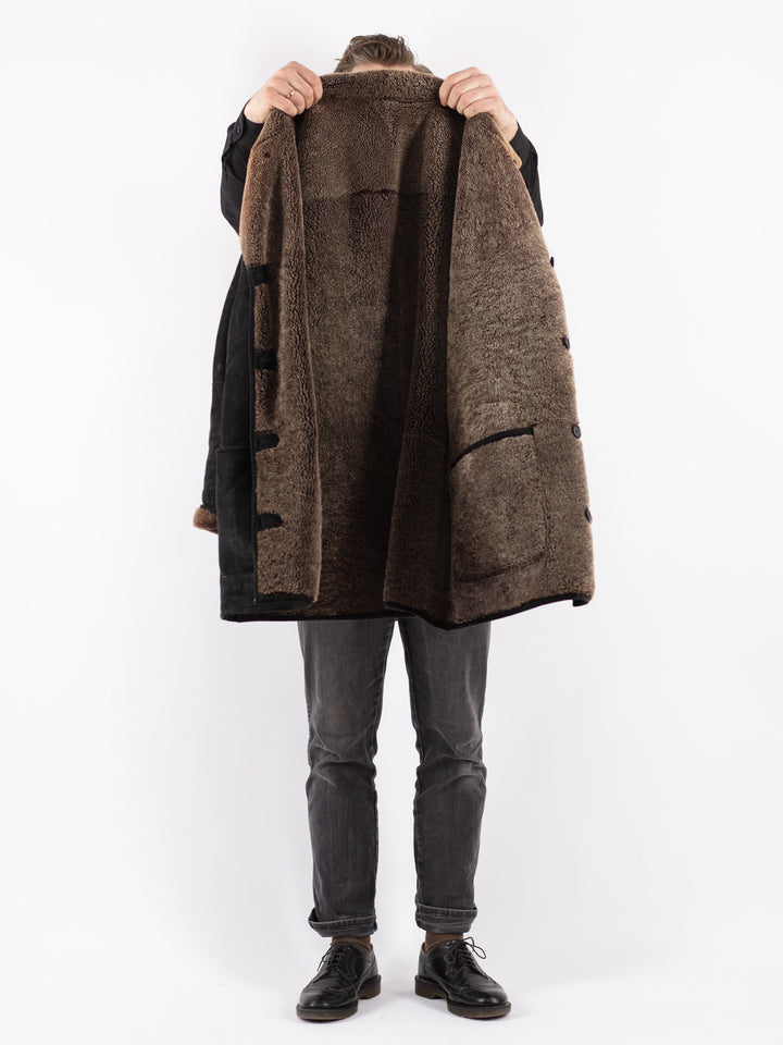 Vintage 90's Men Sheepskin Coat in BlackZ182