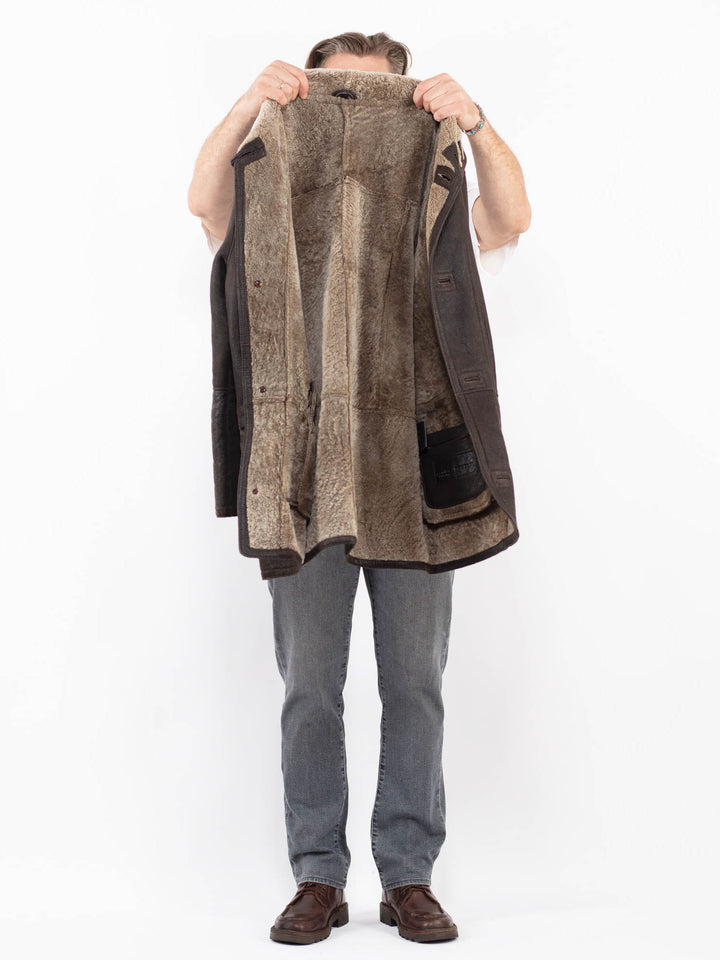 Vintage 90's Men Sheepskin Coat in BrownZ2050