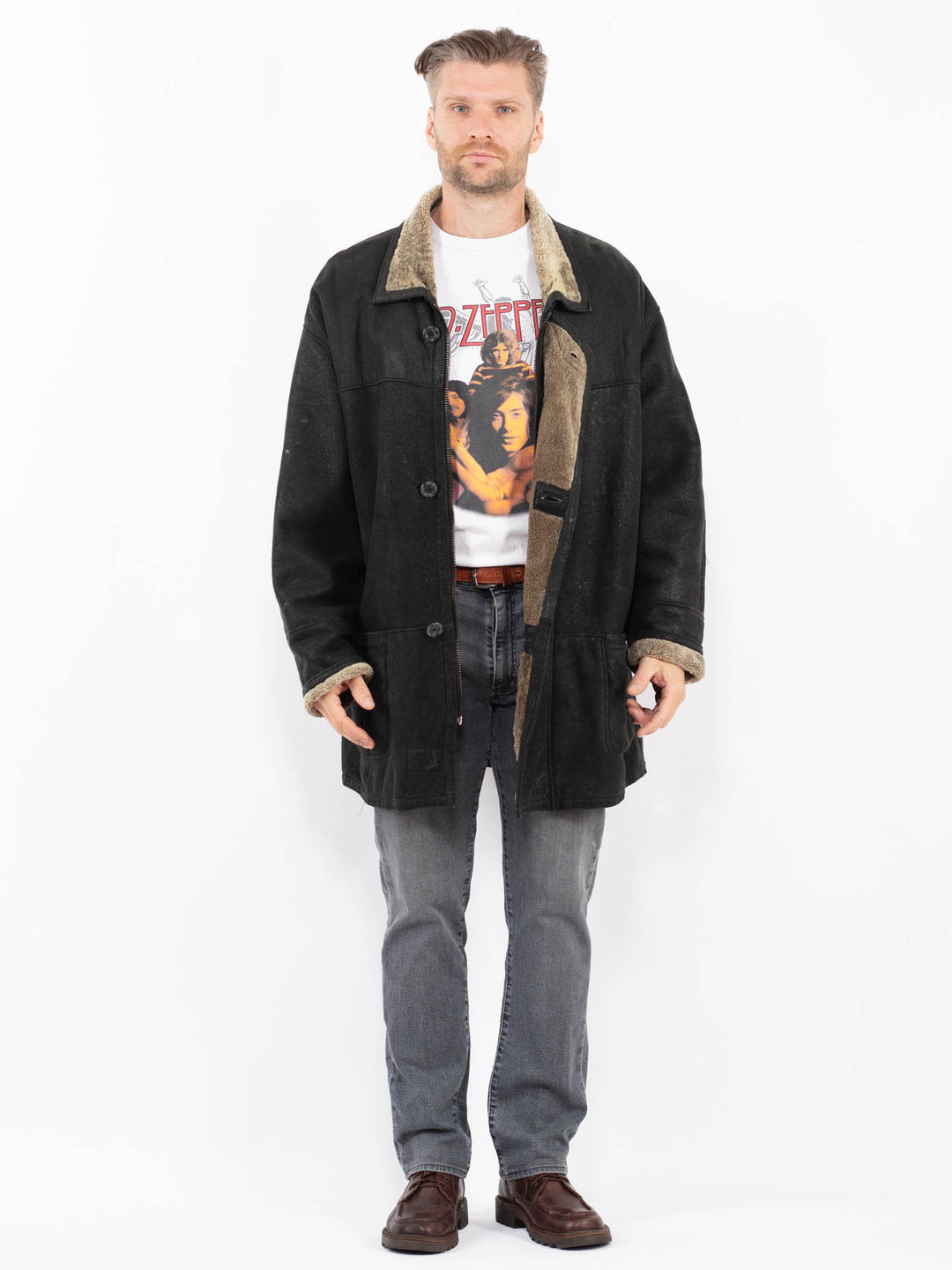 Vintage 90's Men Sheepskin Coat in BlackZ2051