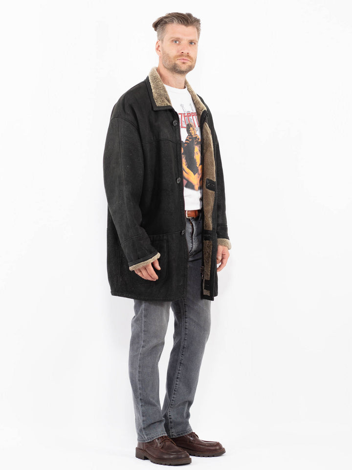 Vintage 90's Men Sheepskin Coat in BlackZ2051
