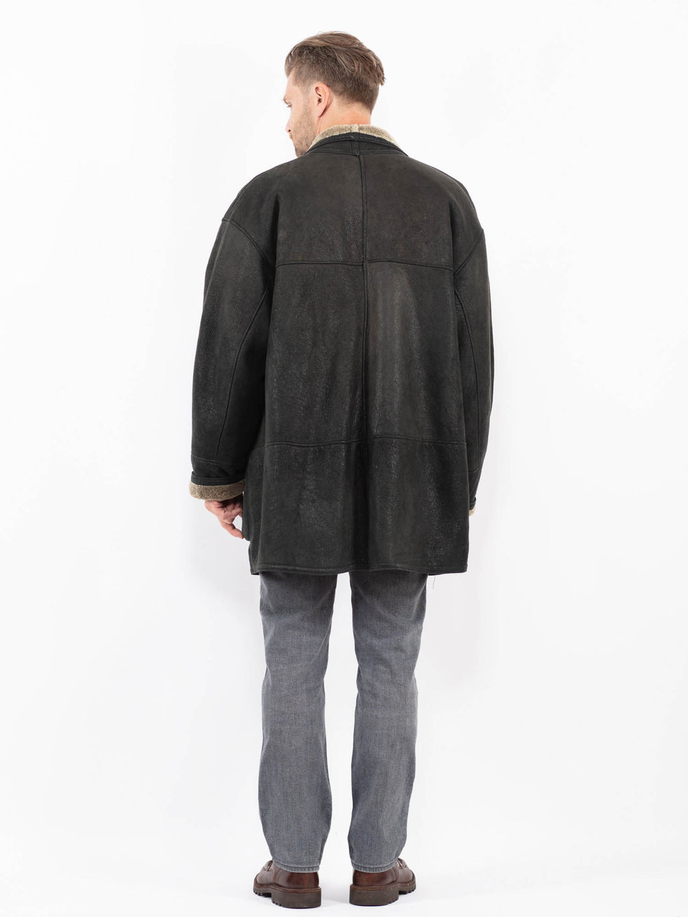 Vintage 90's Men Sheepskin Coat in BlackZ2051