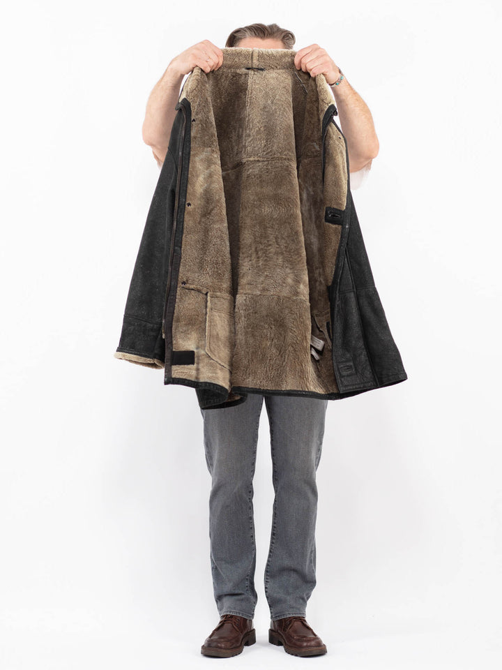 Vintage 90's Men Sheepskin Coat in BlackZ2051
