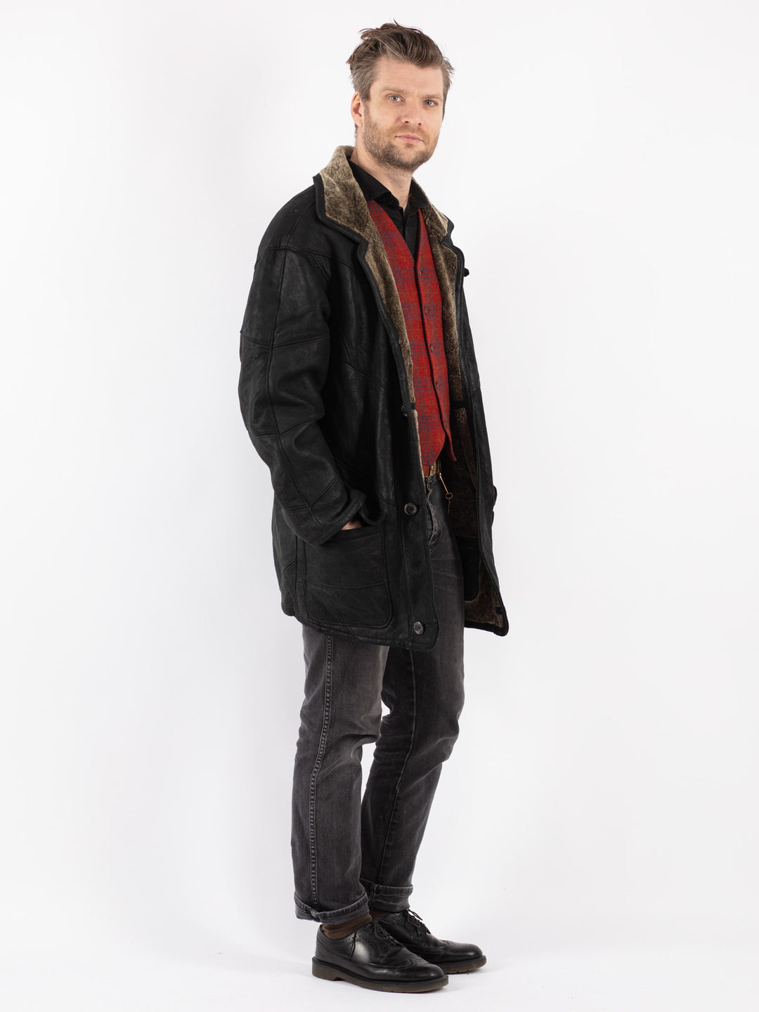 Vintage 90's Men Sheepskin Coat in Black