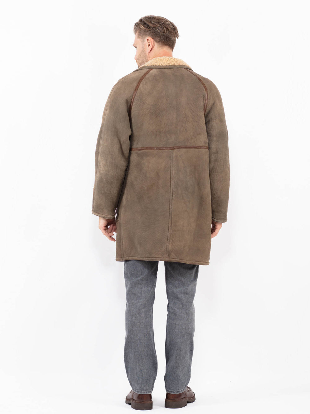 Vintage 90's Men Sheepskin Coat in BrownZ2052