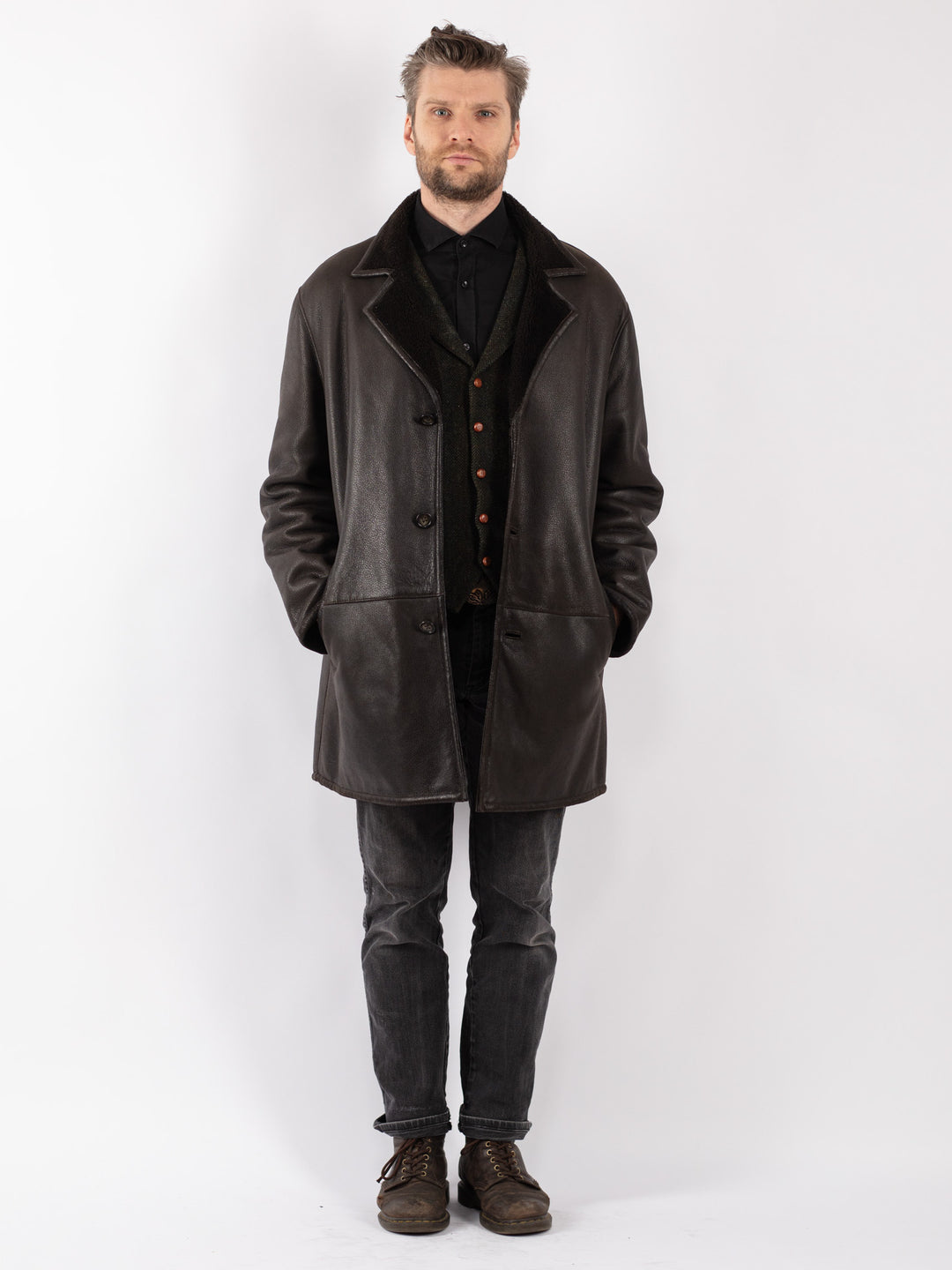 Vintage 90's Men Sheepskin Coat in Brown