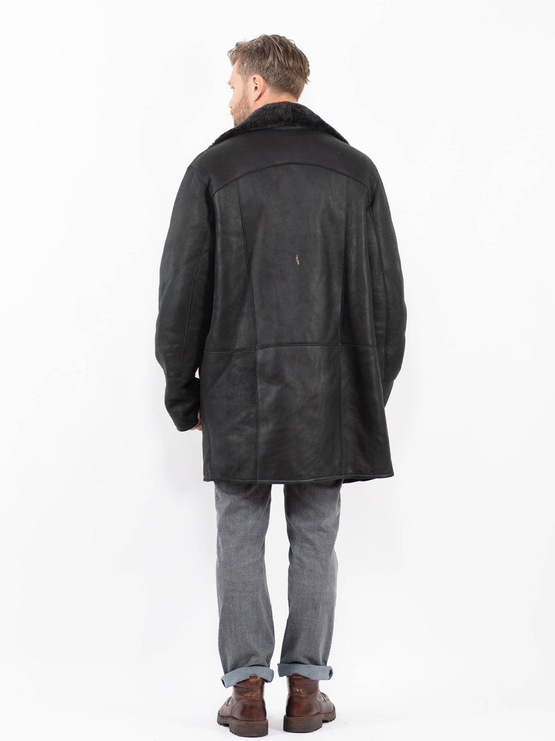 Vintage 90's Men Sheepskin Coat in BlackZ2279