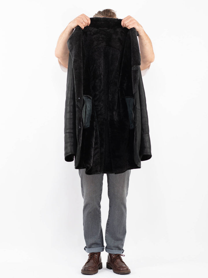 Vintage 90's Men Sheepskin Coat in BlackZ2279