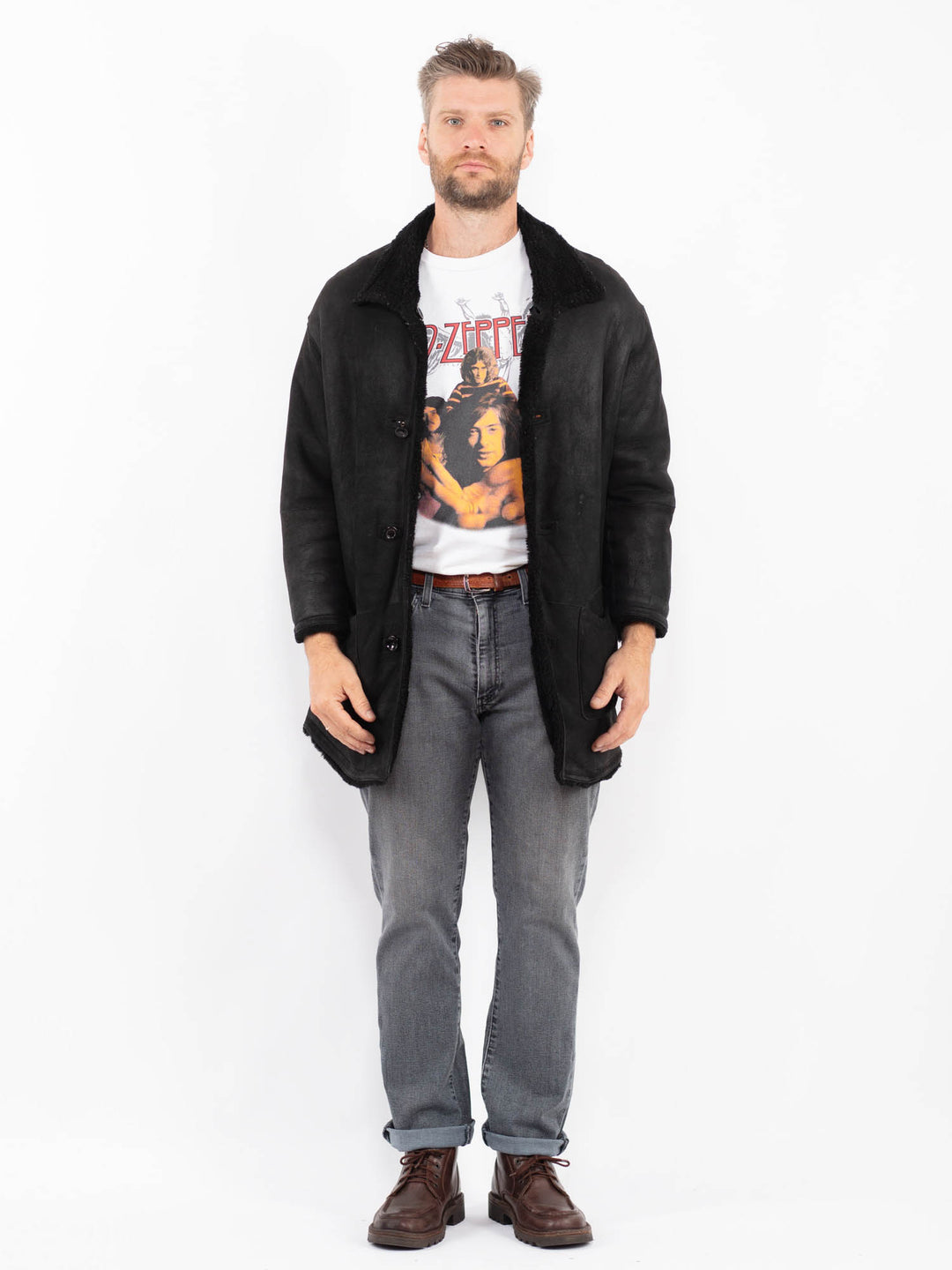 Vintage 90's Men Sheepskin Coat in BlackZ2280