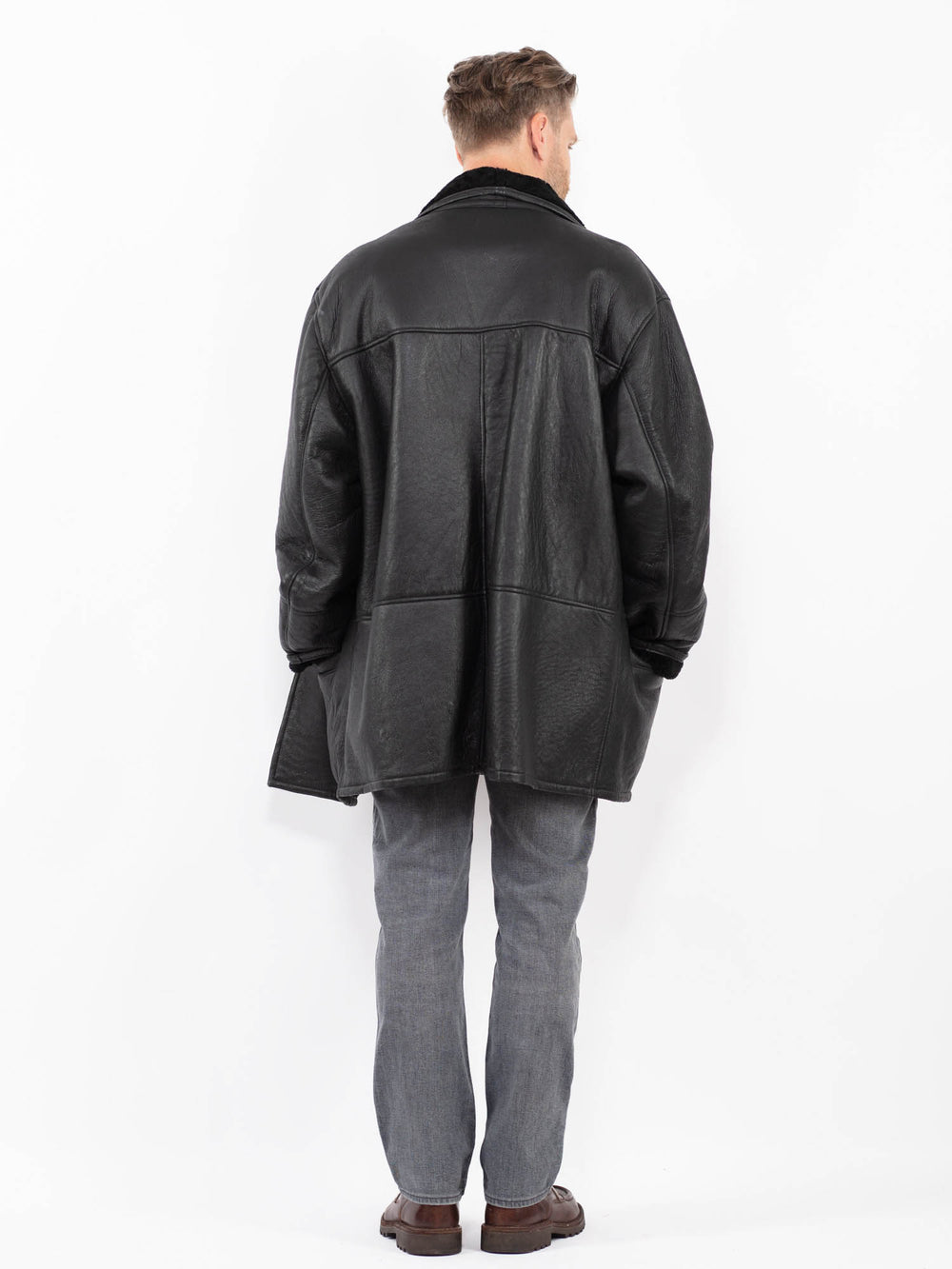 Vintage 90's Men Sheepskin Coat in BlackZ2054