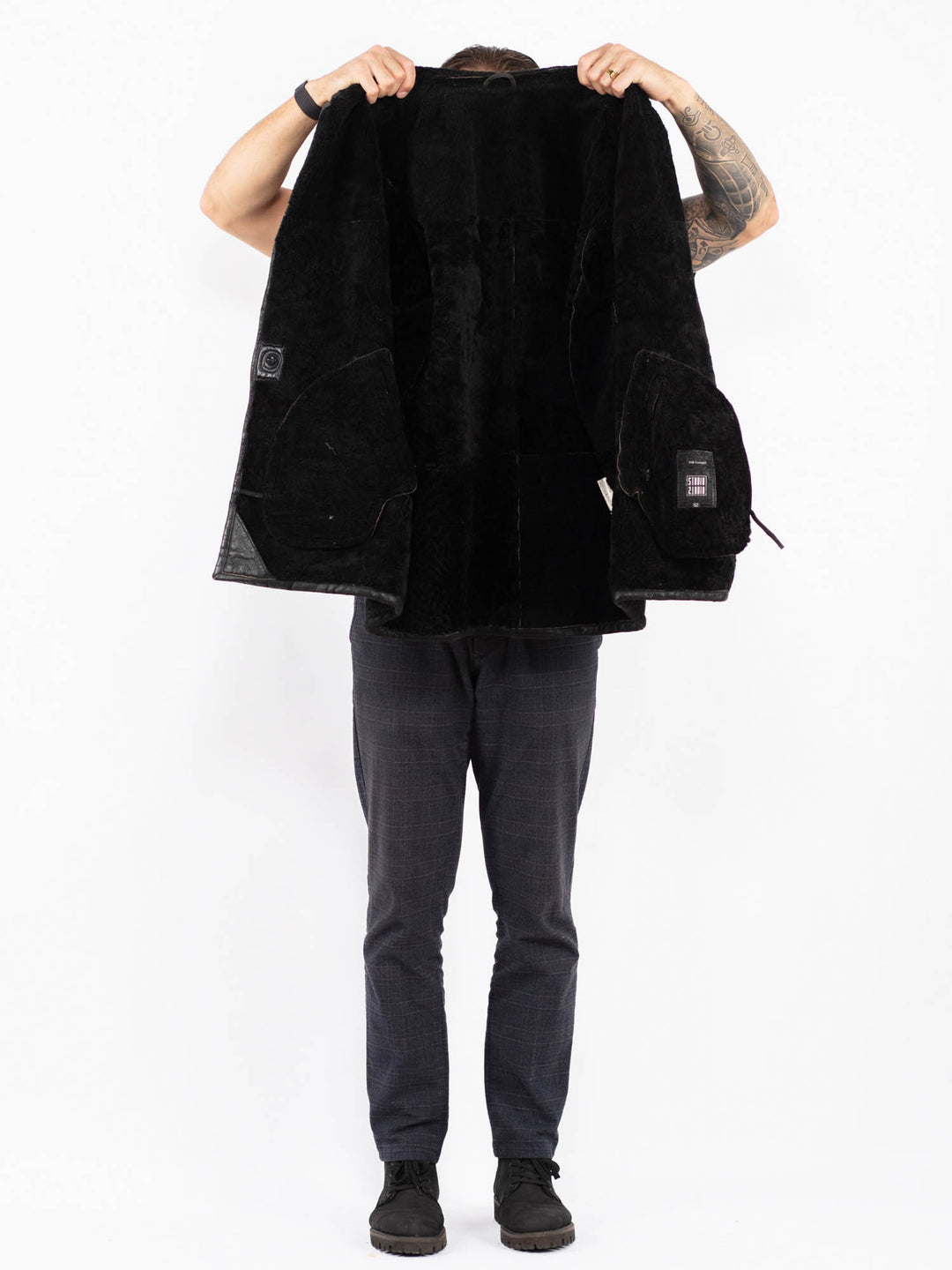 Vintage 90's Men Sheepskin Coat in BlackZ2371